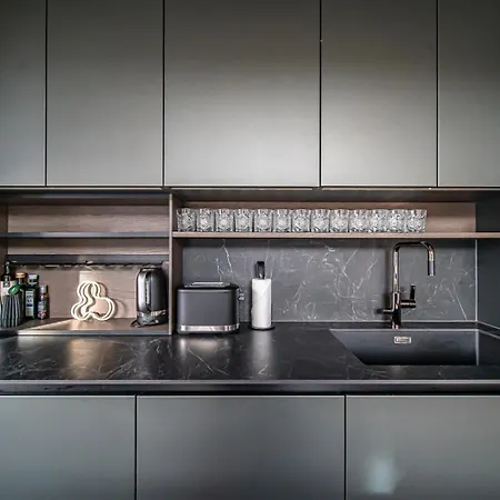 Le Royal By Aavalevi Appartement