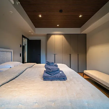 Le Royal By Aavalevi Appartement
